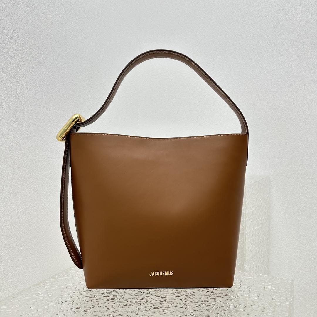 Jacquemus Le Regalo Leather Bucket Bag (30x33x14cm) - 