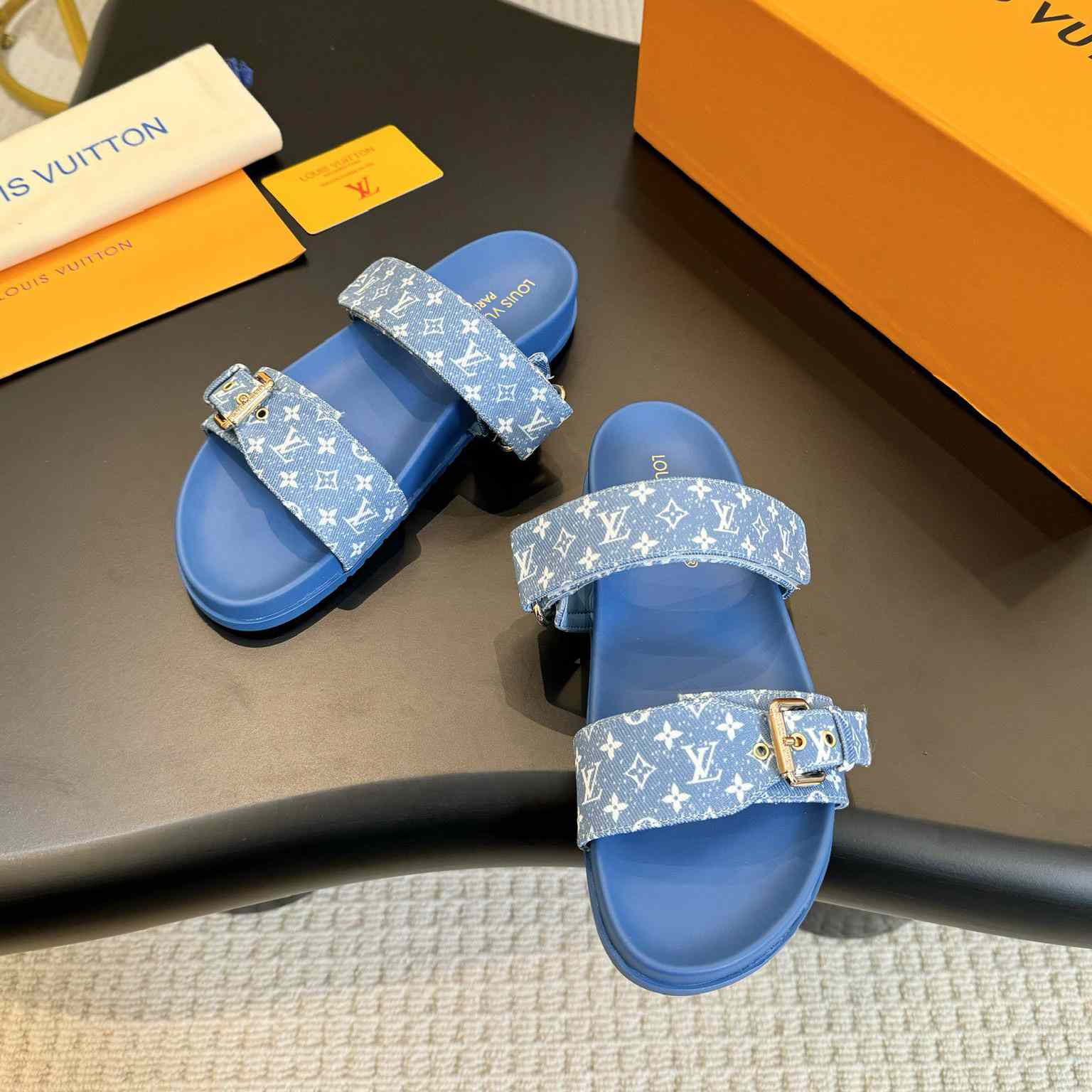 Louis Vuitton Bom Dia Flat Comfort Mule  1AD1BI - 
