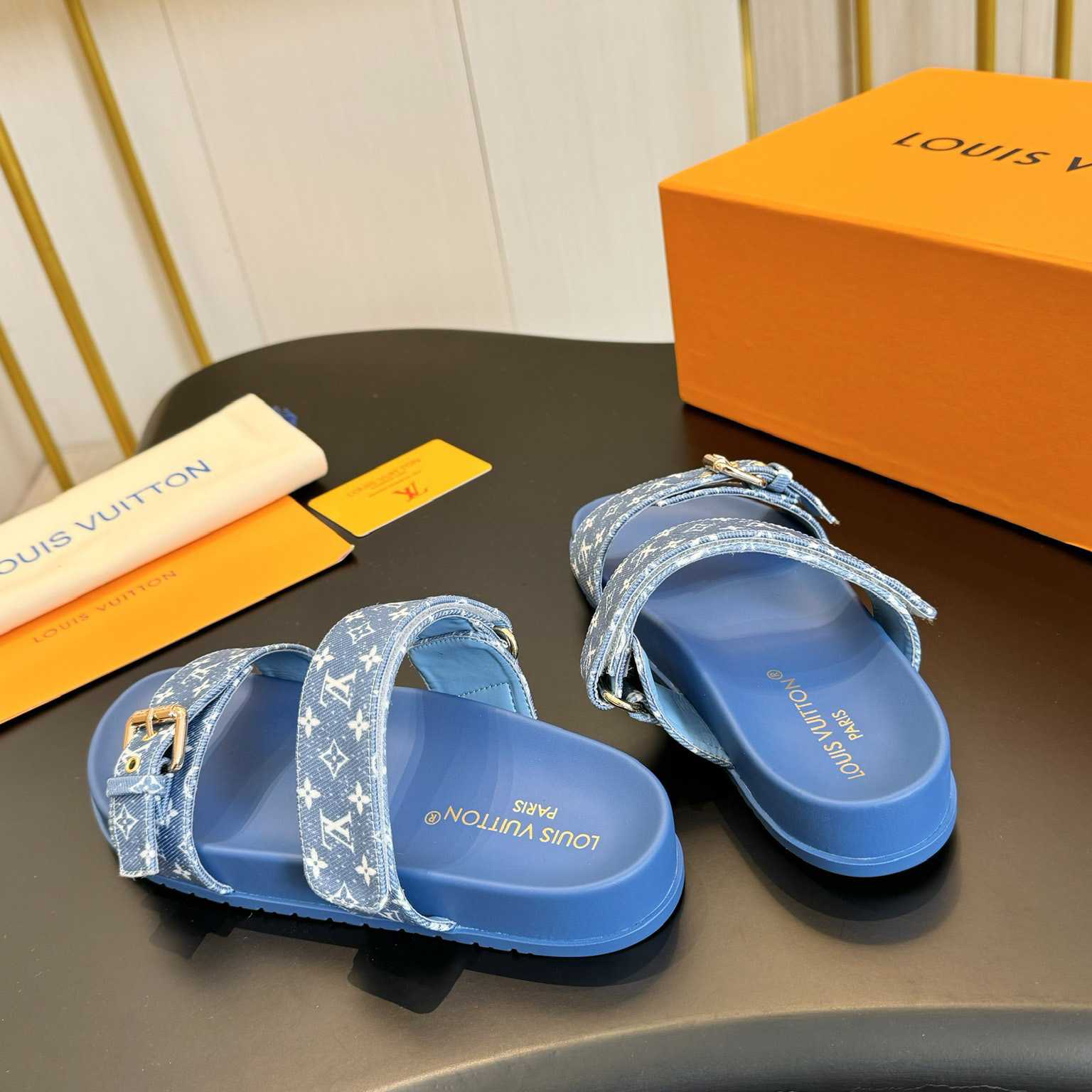 Louis Vuitton Bom Dia Flat Comfort Mule  1AD1BI - 