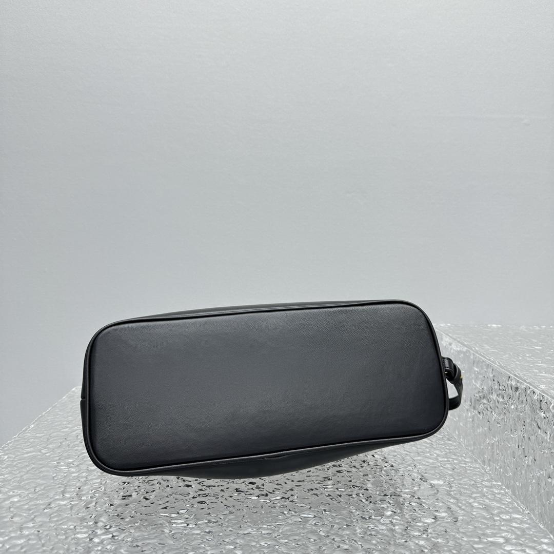 Jacquemus Le Calino Ring Handbag - 