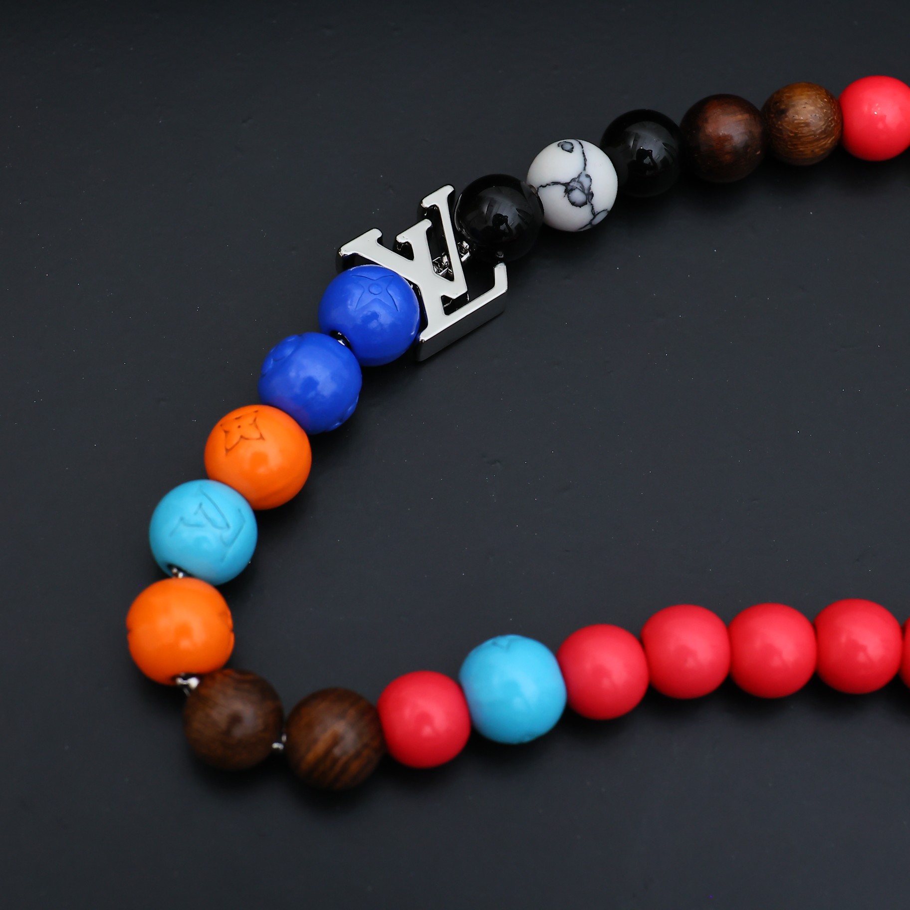 Louis Vuitton LVSurfin ' Beads Necklace    MO1891 - 