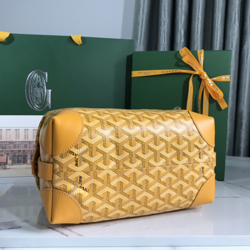 Goyard Bowling 25 Toiletry Bag  (25x12x12cm) - 