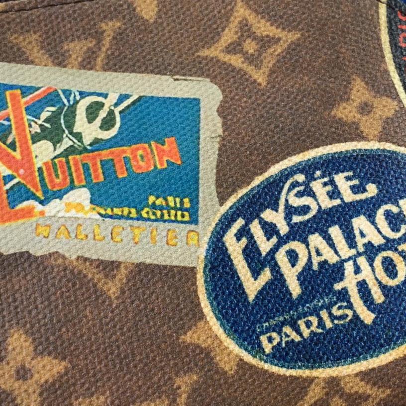 Louis Vuitton Cosmetic Pouch   M83597 - 
