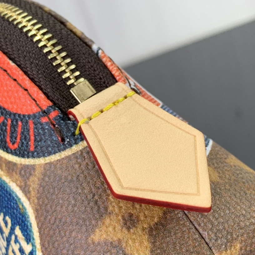Louis Vuitton Cosmetic Pouch   M83597 - 