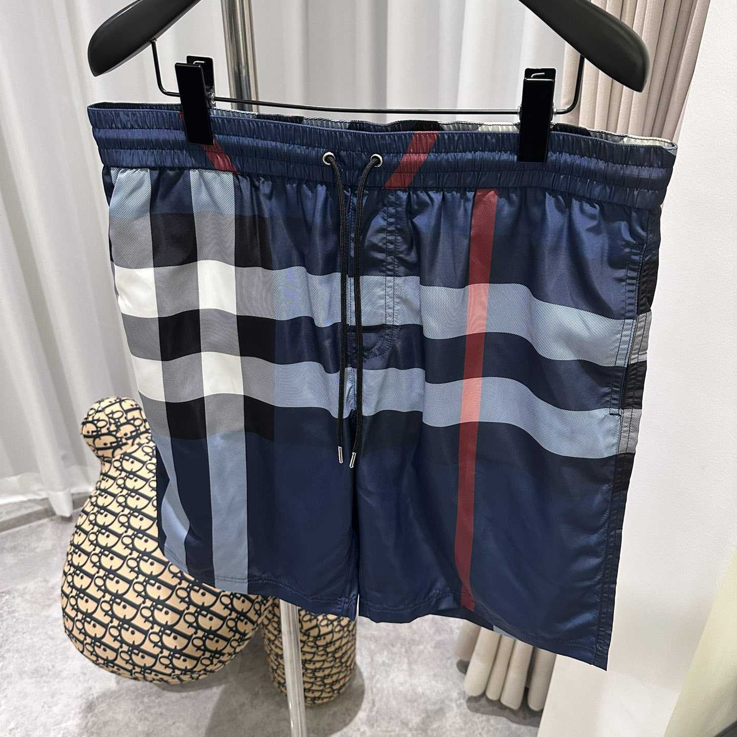 Burberry Shorts    - 