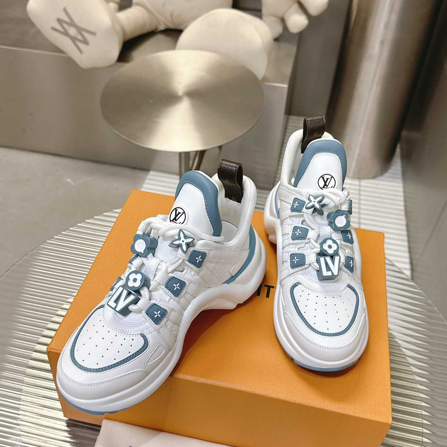 Louis Vuitton LV Archlight Sneaker   1AD28Q - 