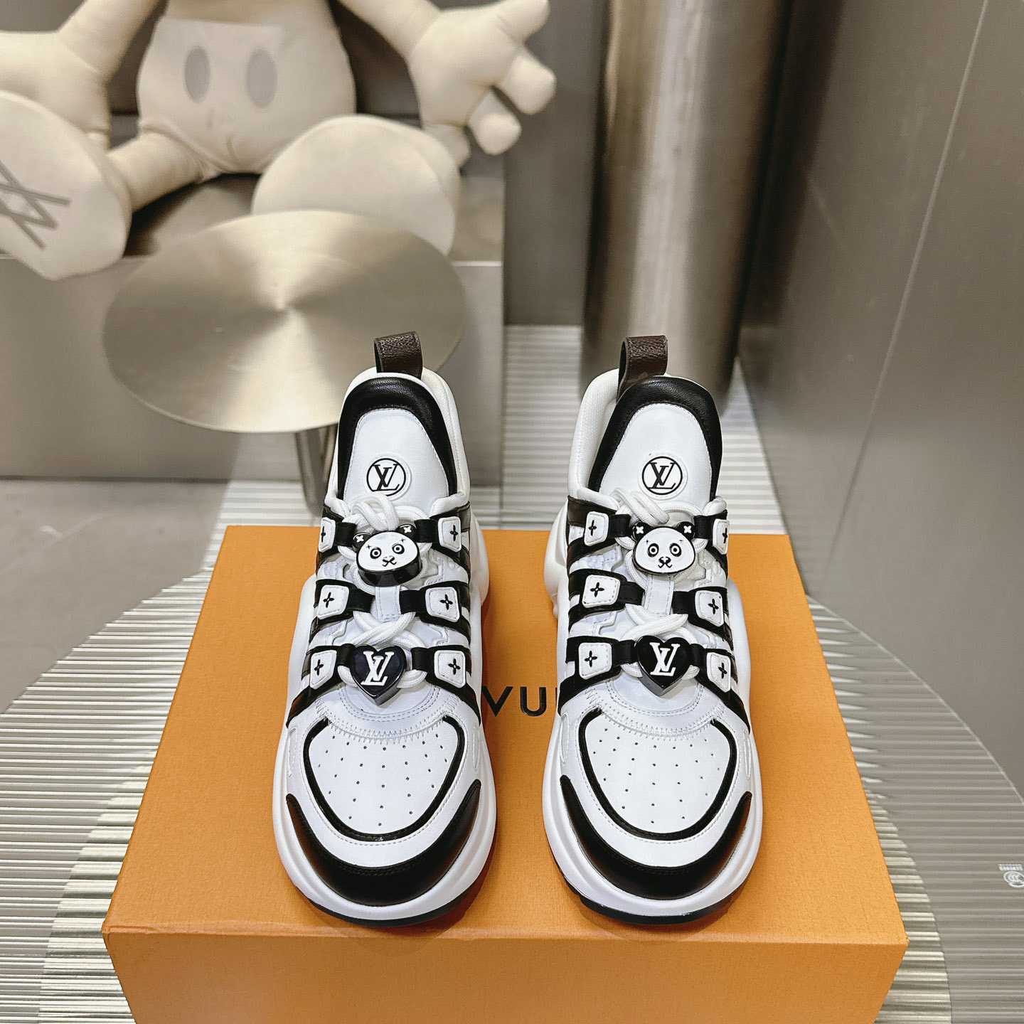 Louis Vuitton LV Archlight Sneaker   1AD2GJ - 