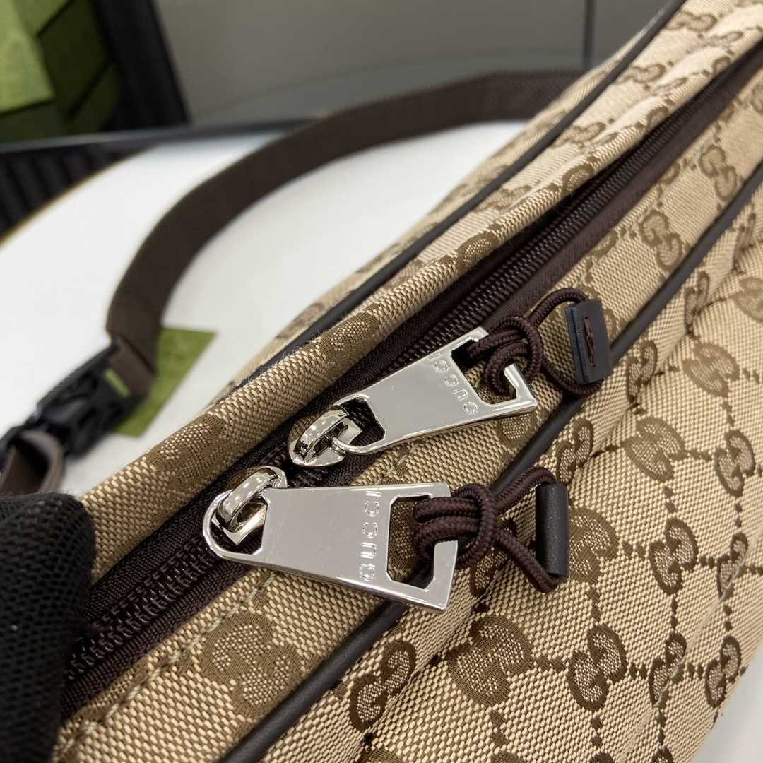 Gucci Small GG Crossbody Bag - 
