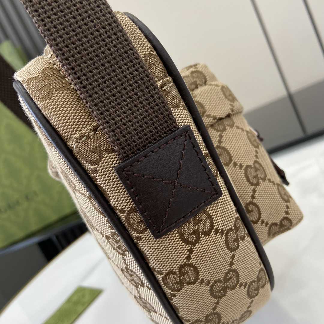 Gucci Small GG Crossbody Bag - 