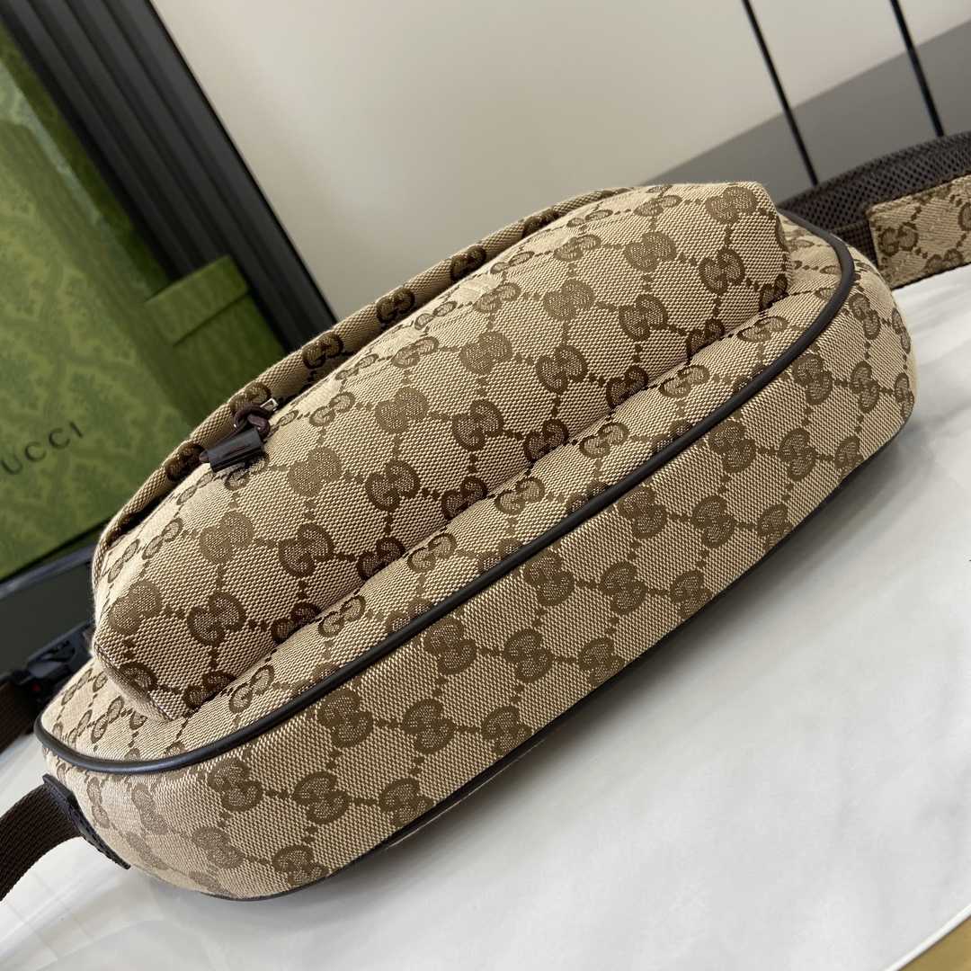 Gucci Small GG Crossbody Bag - 