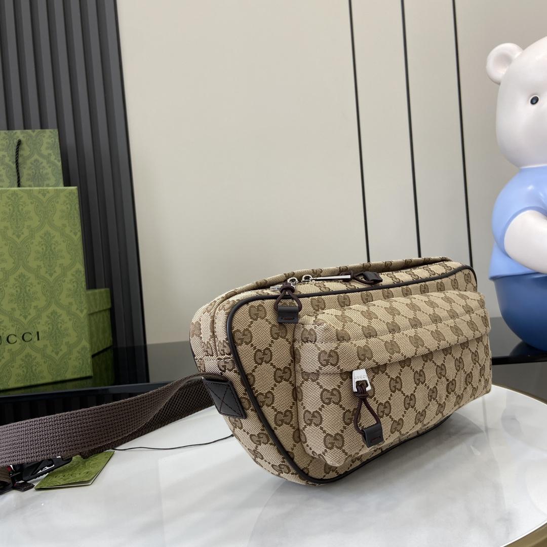 Gucci Small GG Crossbody Bag - 