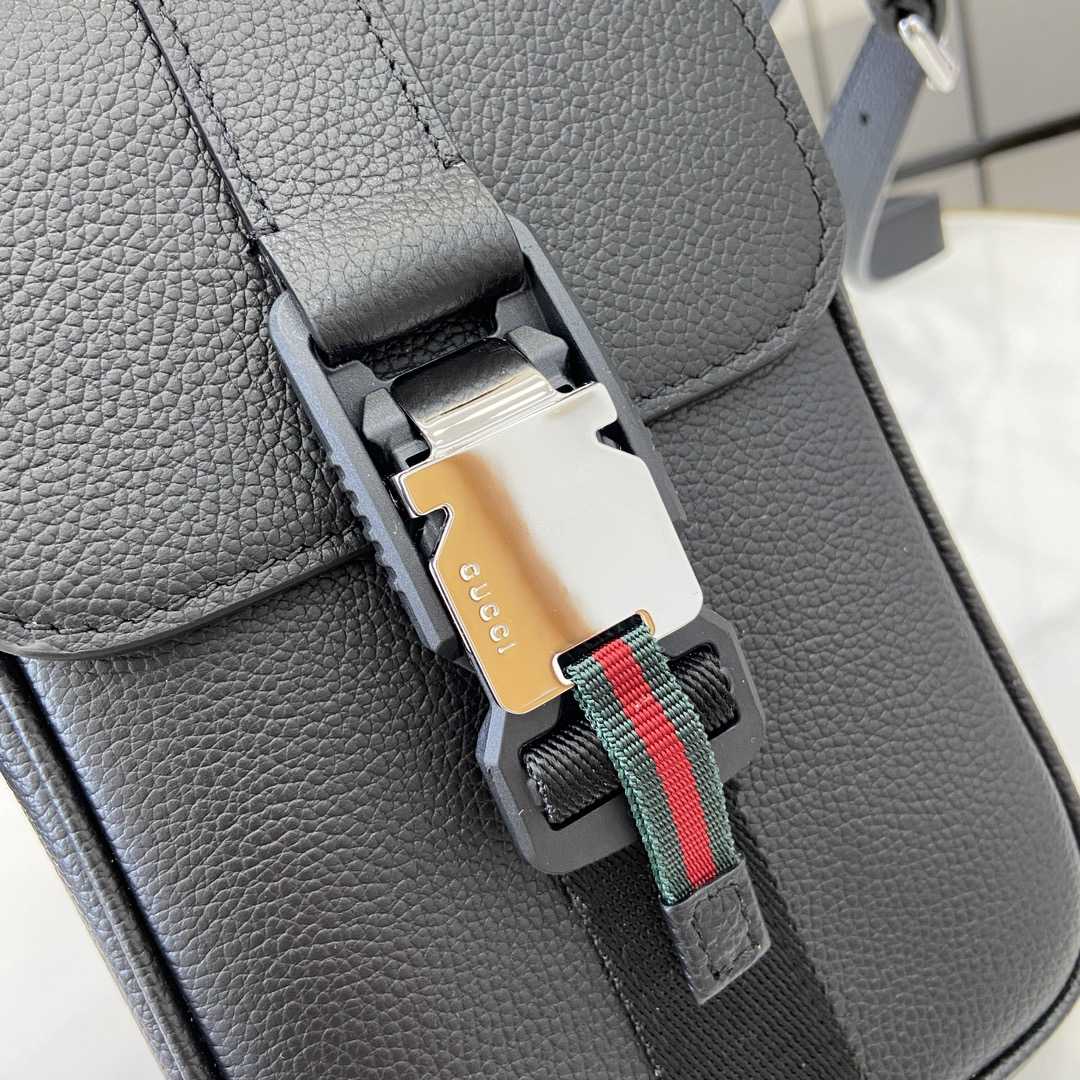 Gucci  Super Mini Crossbody Bag - 
