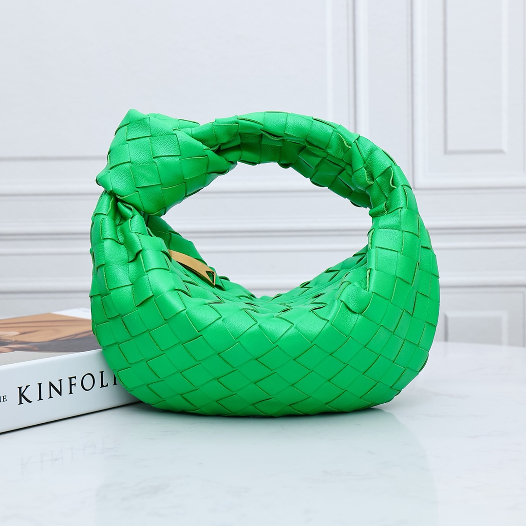 Bottega Veneta Jodie Bag    28x23x8CM - 