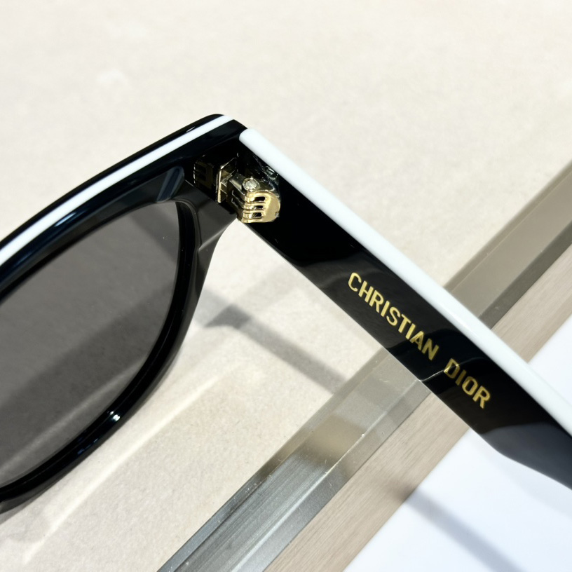 Dior DiorPacific B2F - 