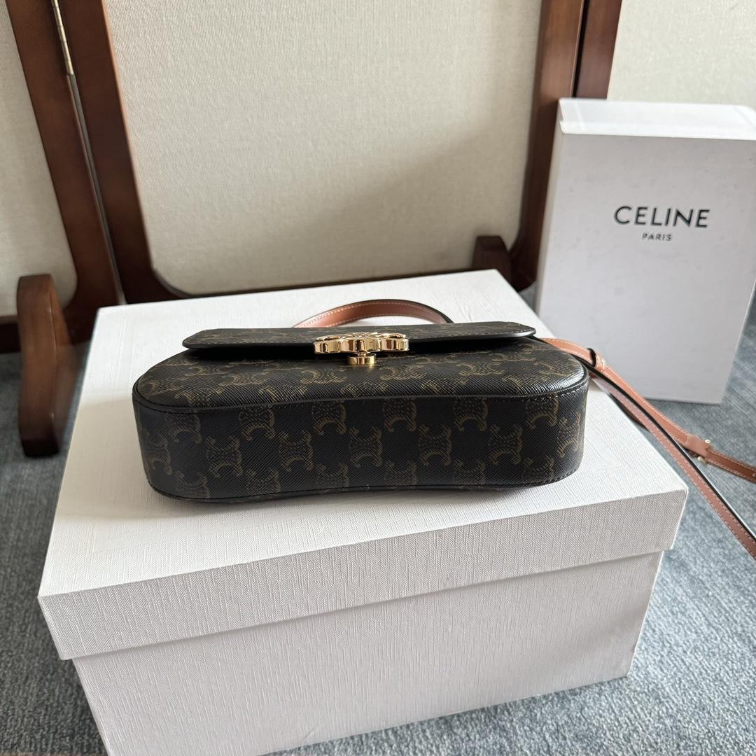 Celine Teen Celine Lola In Triomphe Canvas And Clafskin  - 