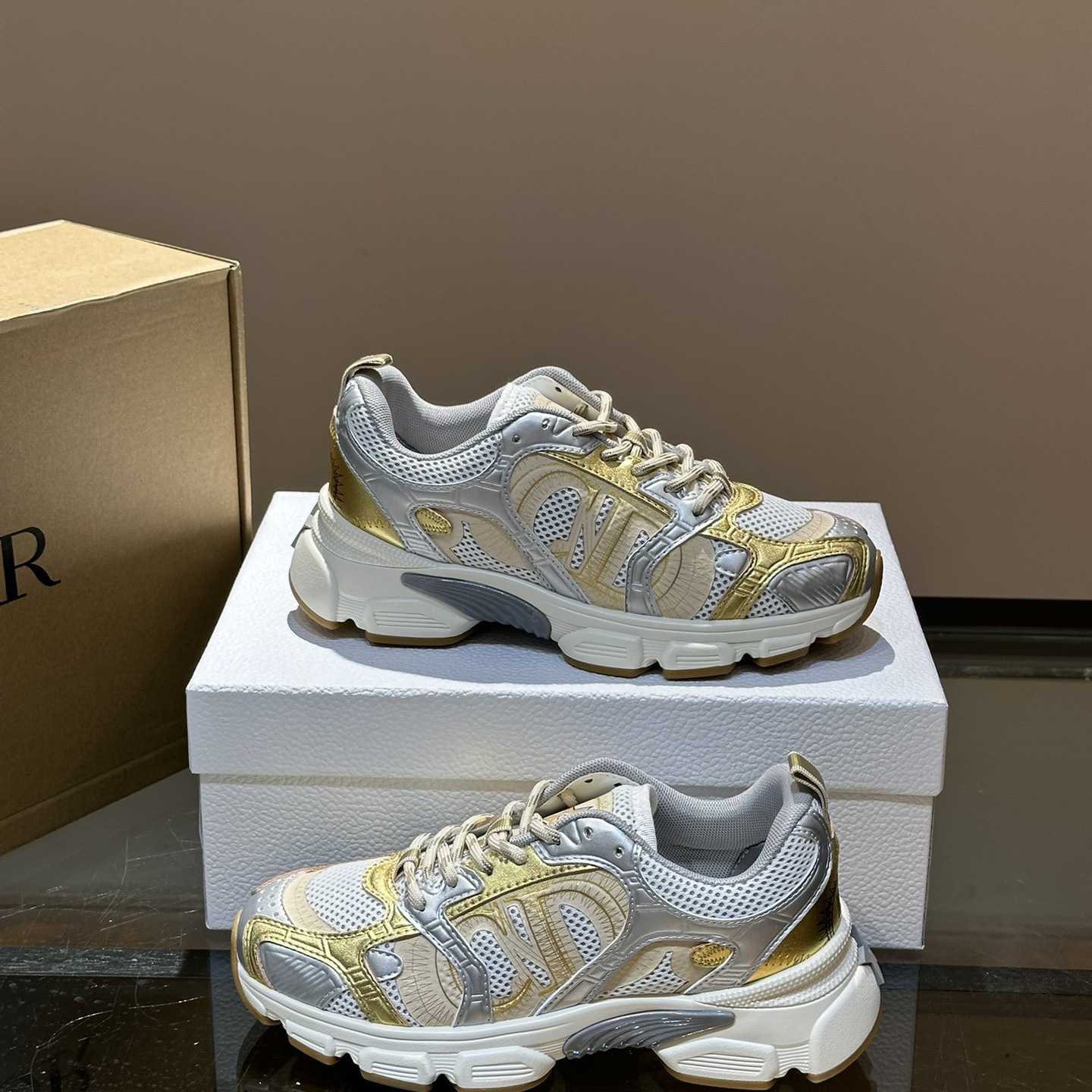 Dior Chrono Sneaker       - 