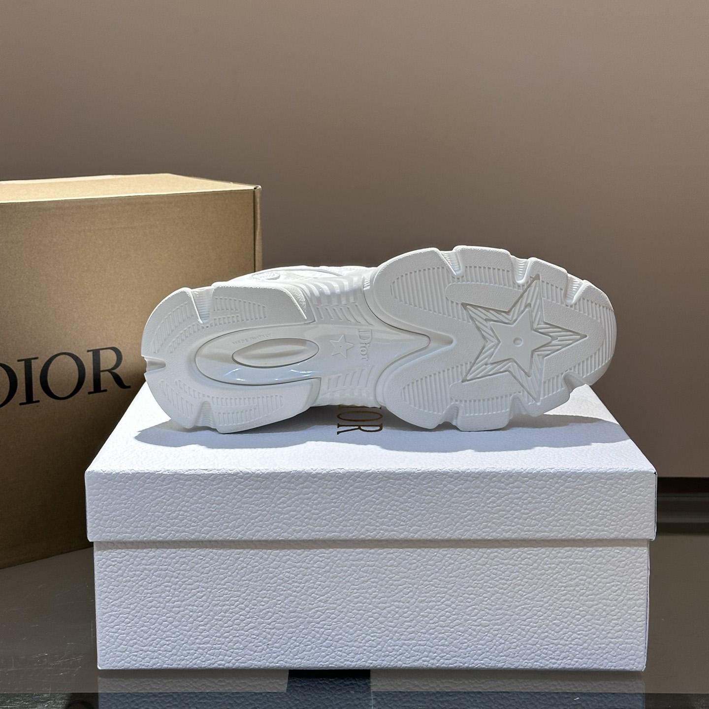 Dior Chrono Sneaker  - 