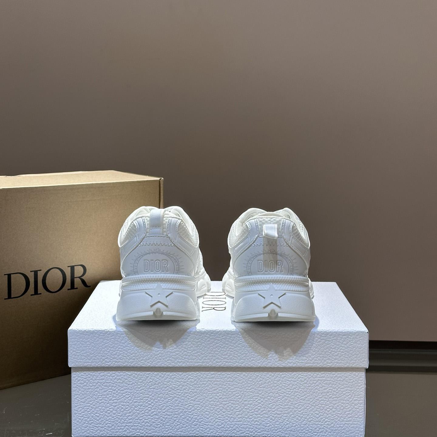 Dior Chrono Sneaker  - 