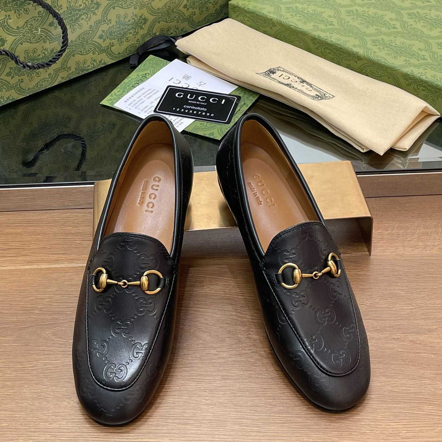 Gucci Women's Gucci Jordaan Loafer - 