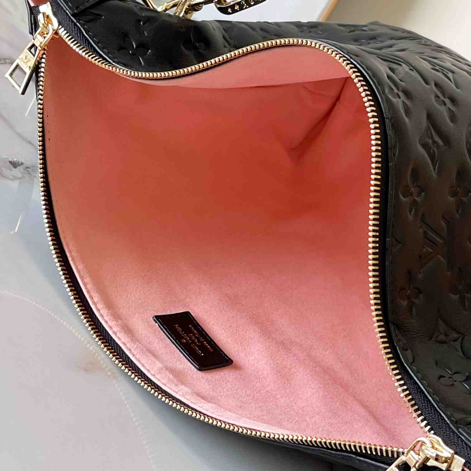 Louis Vuitton Coussin Hobo MM  M12068 - DesignerGu