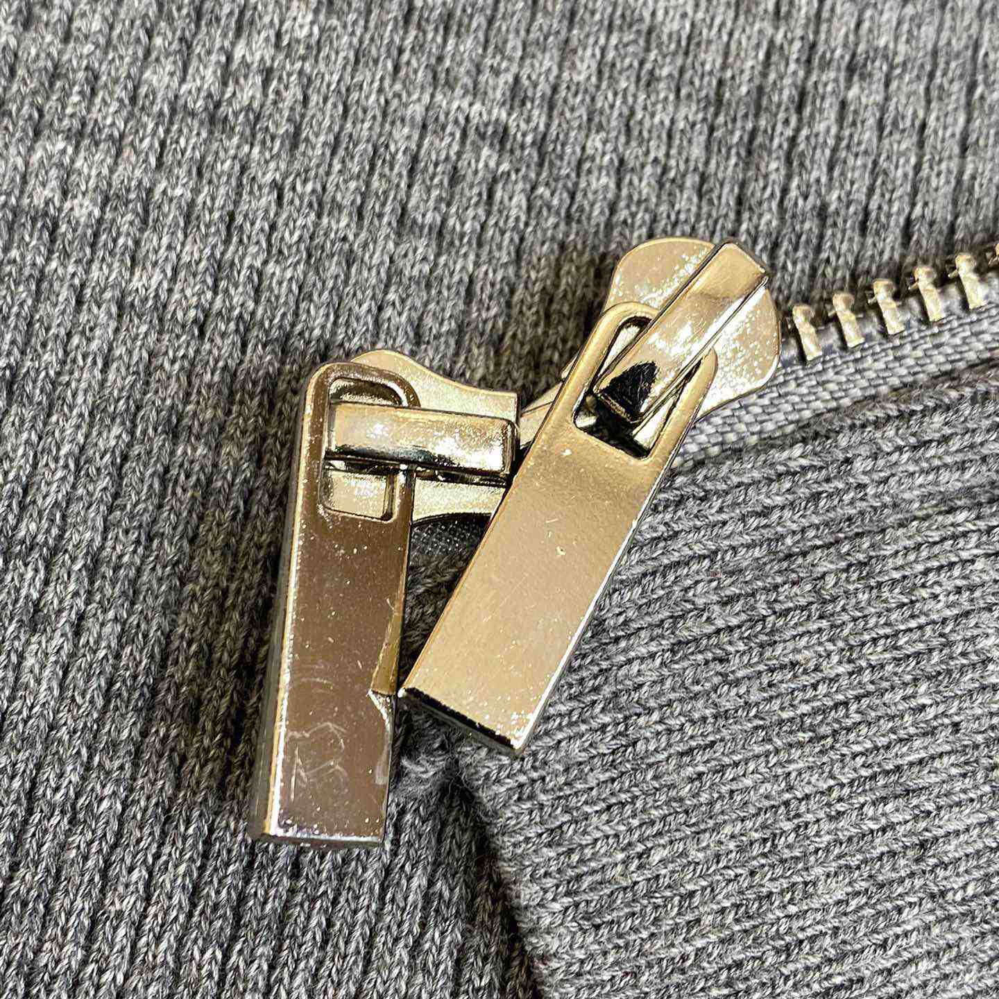Thom Browne 4-Bar Zip-Up Cashmere Hoodie - 