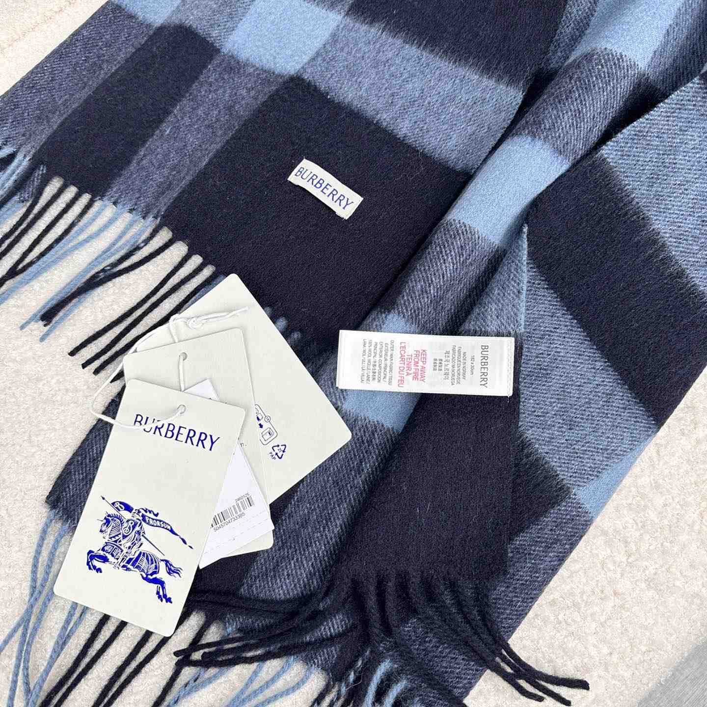 Burberry Scarf   180*40cm - 
