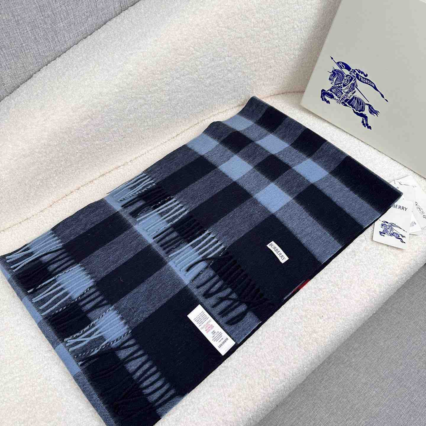 Burberry Scarf   180*40cm - 