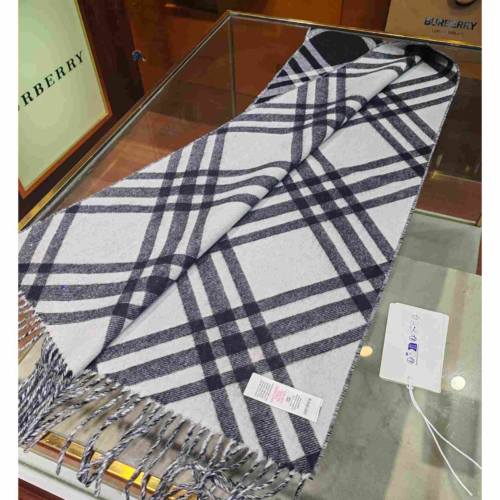 Burberry Check Cashmere Scarf - 