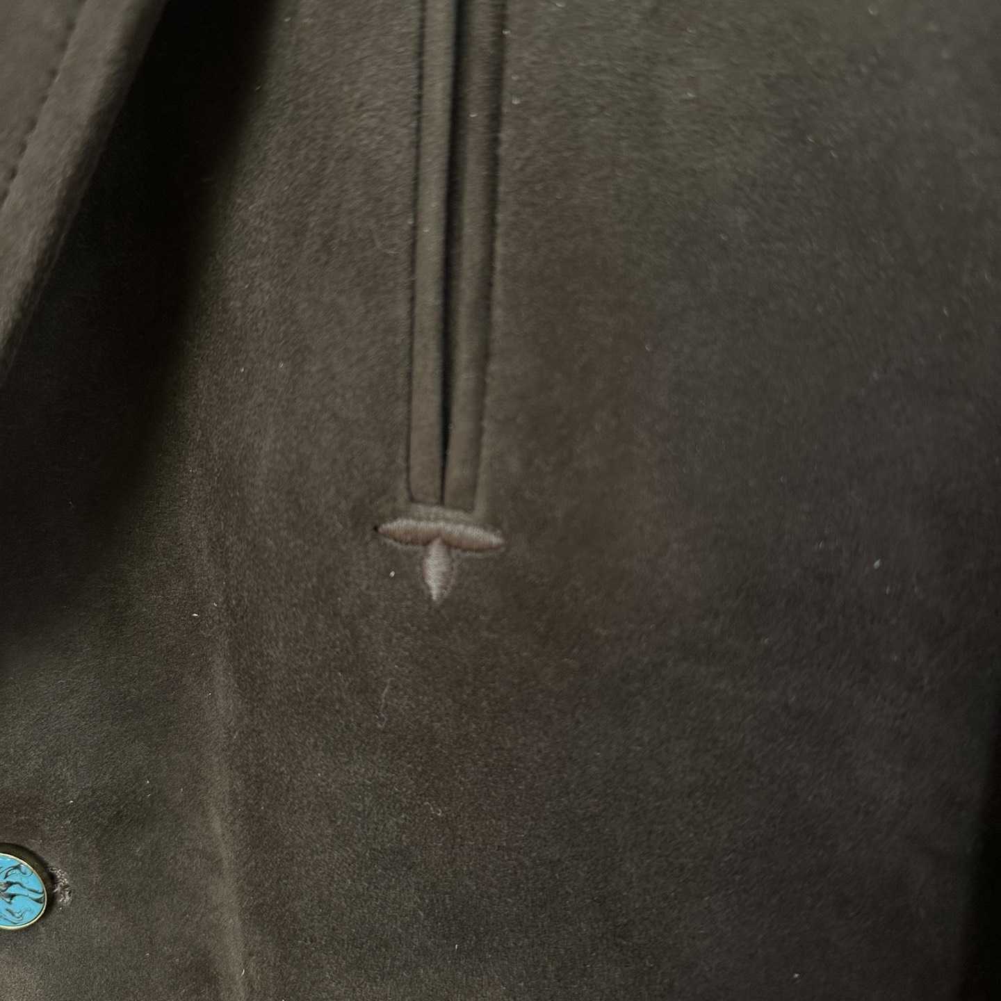 Louis Vuitton Single-Breasted Nubuck Leather Jacket   1AFXFK - 