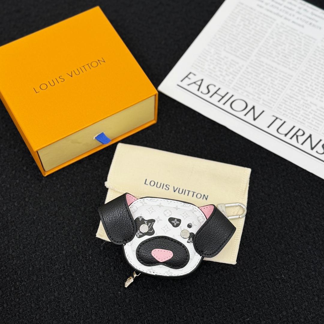 Louis Vuitton 57th Street NYC LV Dog Bag Charm  M02272 - 