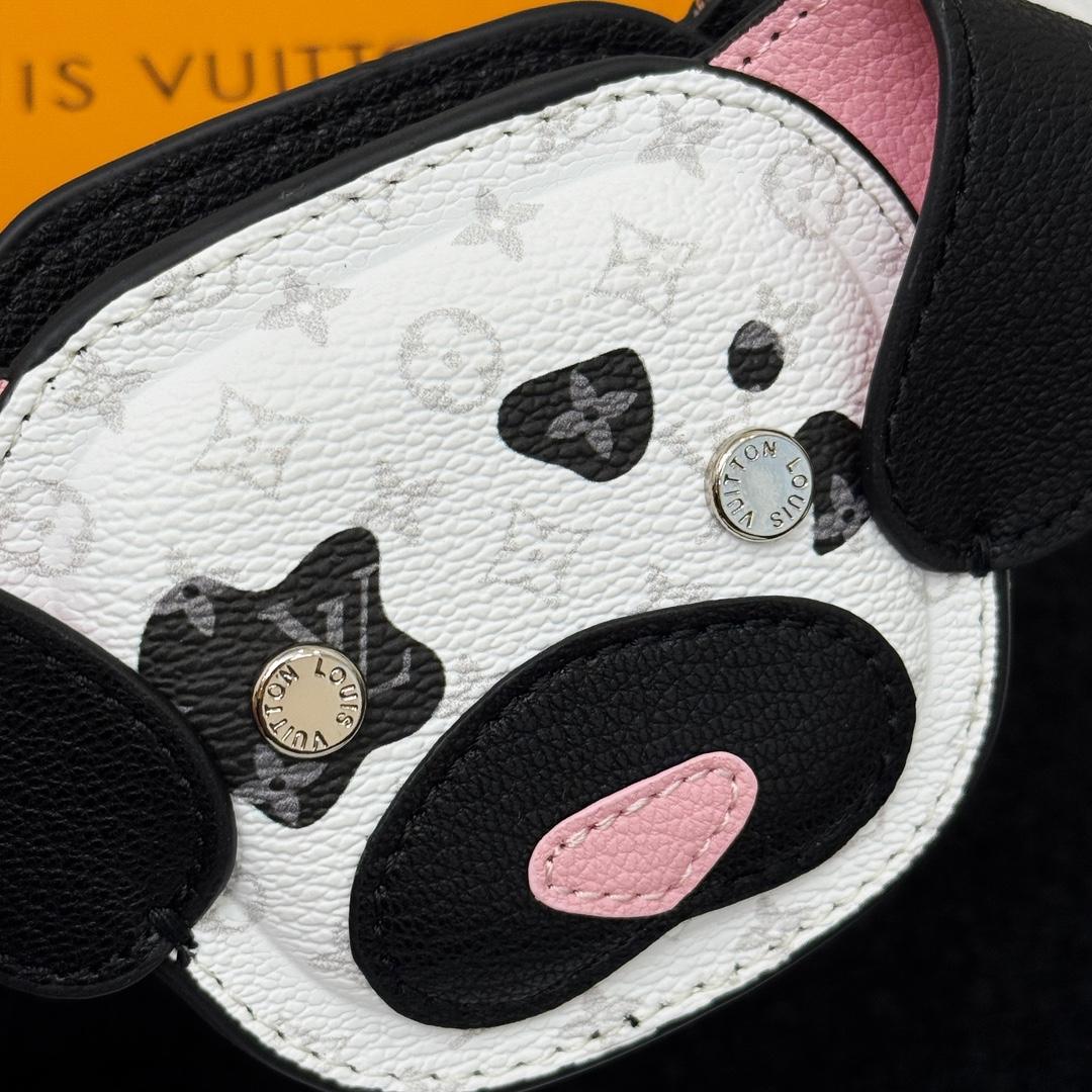 Louis Vuitton 57th Street NYC LV Dog Bag Charm  M02272 - 