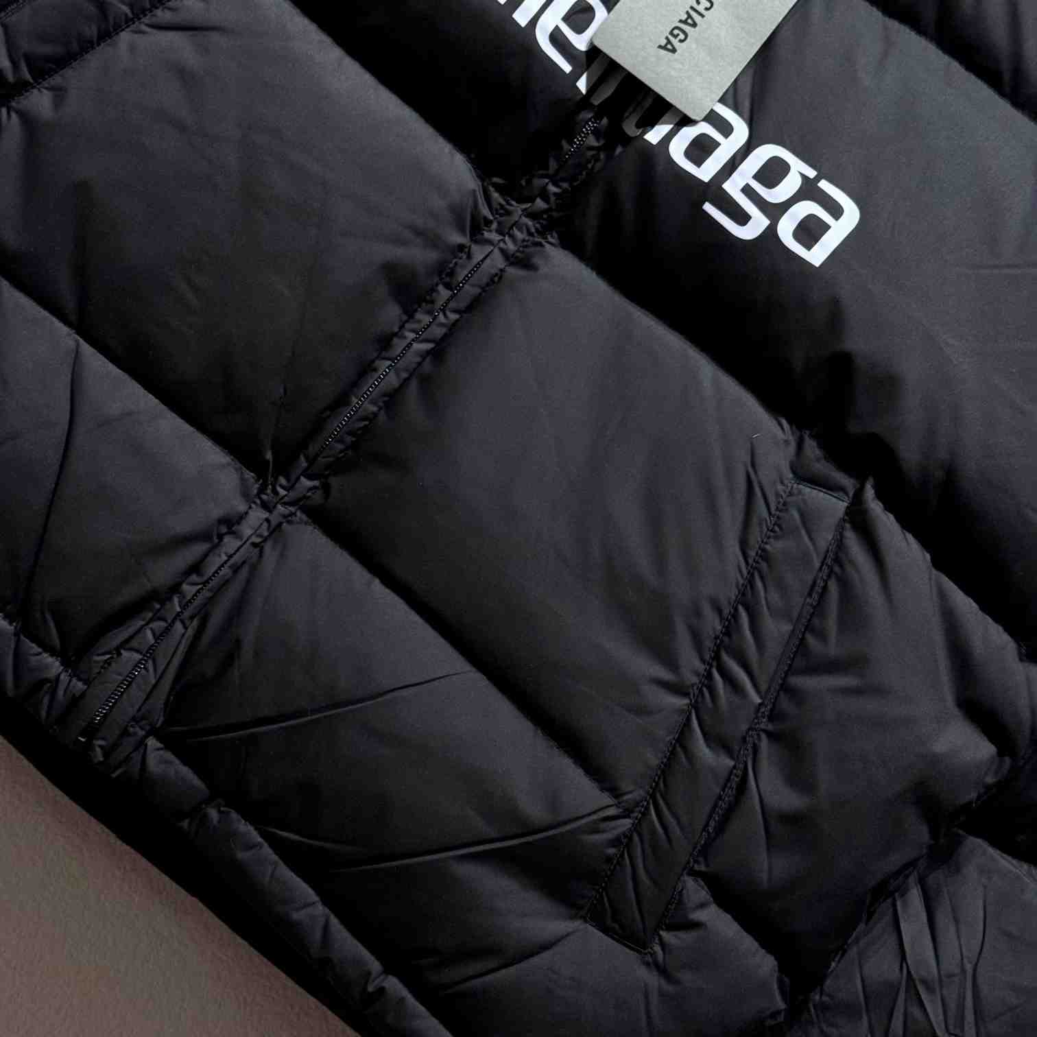 Balenciaga Soccer Oversized Puffer Jacket - 