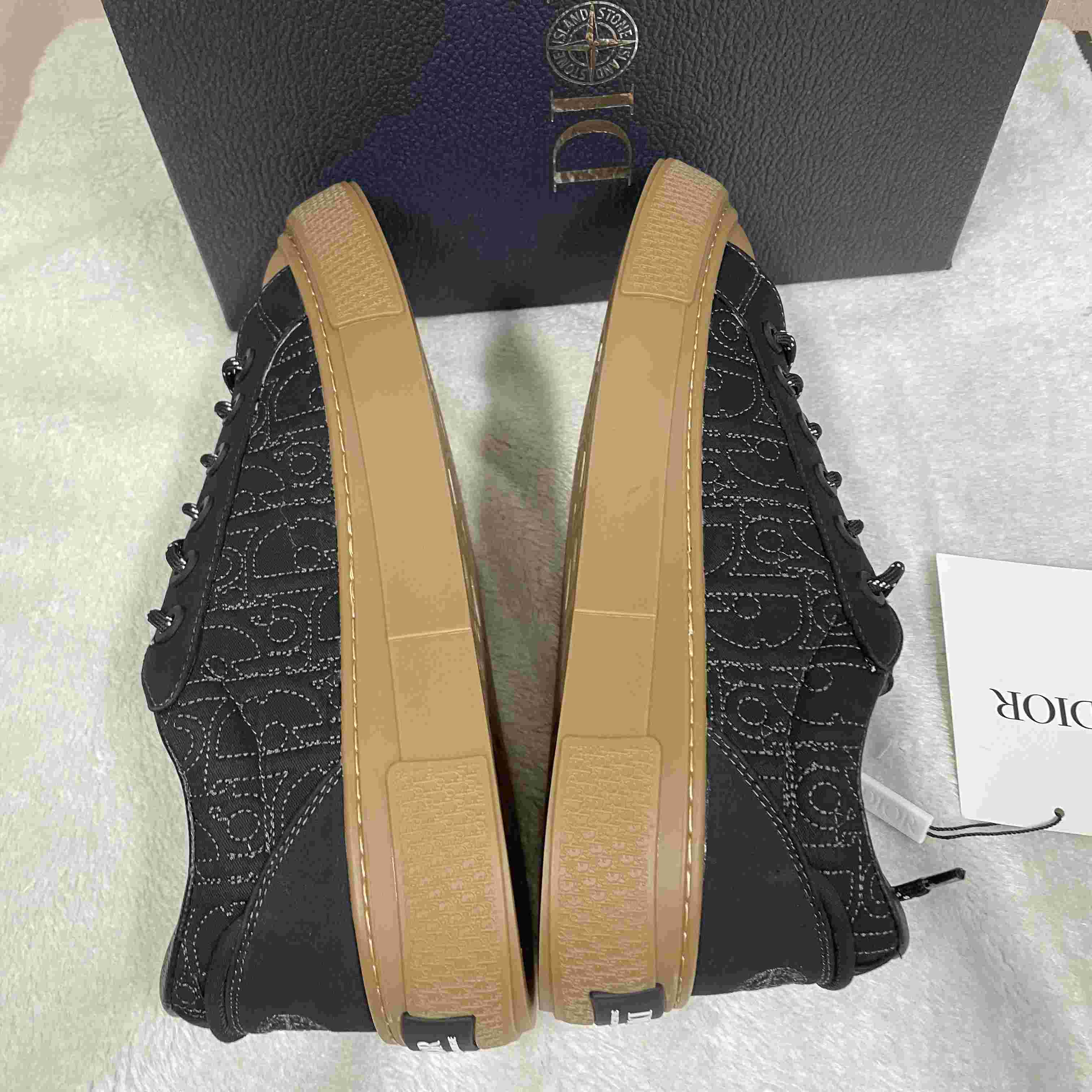Dior And STONE ISLAND B33 Sneaker   - DesignerGu