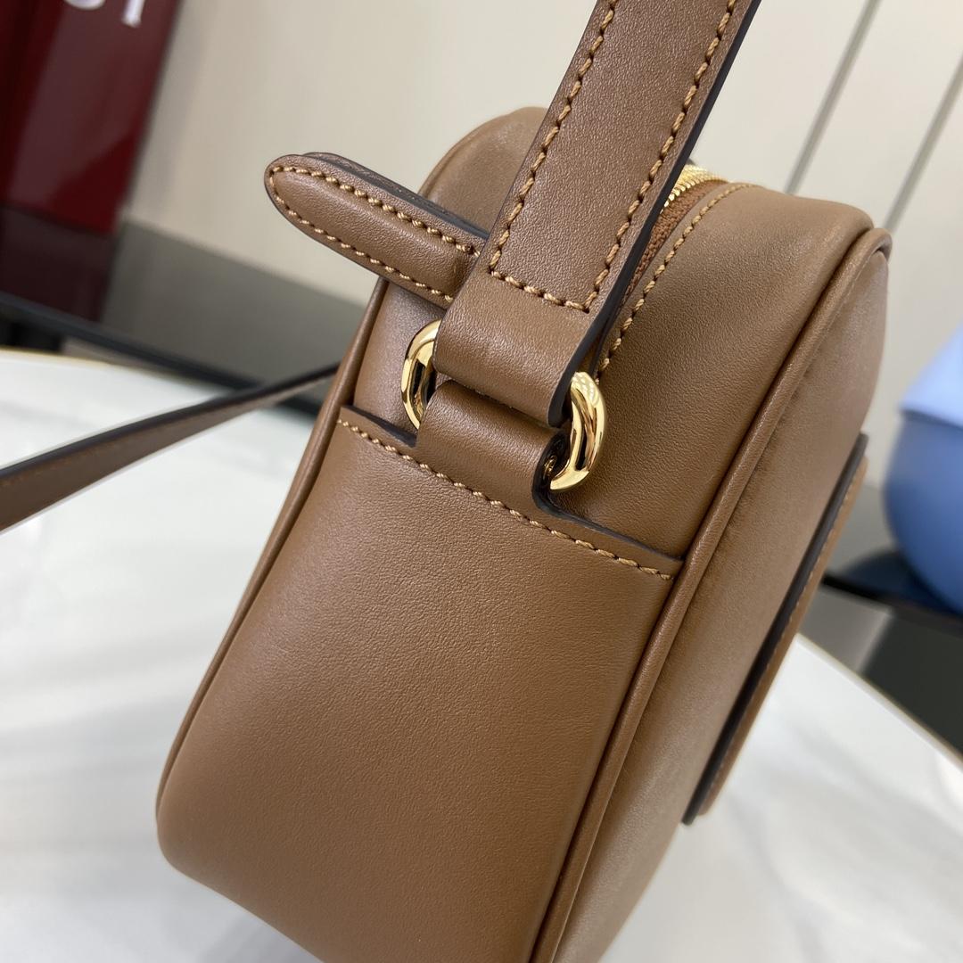 Gucci Blondie Mini Shoulder Bag - 