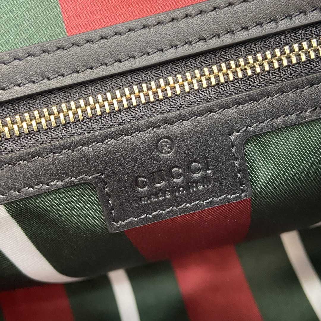 Gucci GG Emblem Medium Shoulder Bag - 