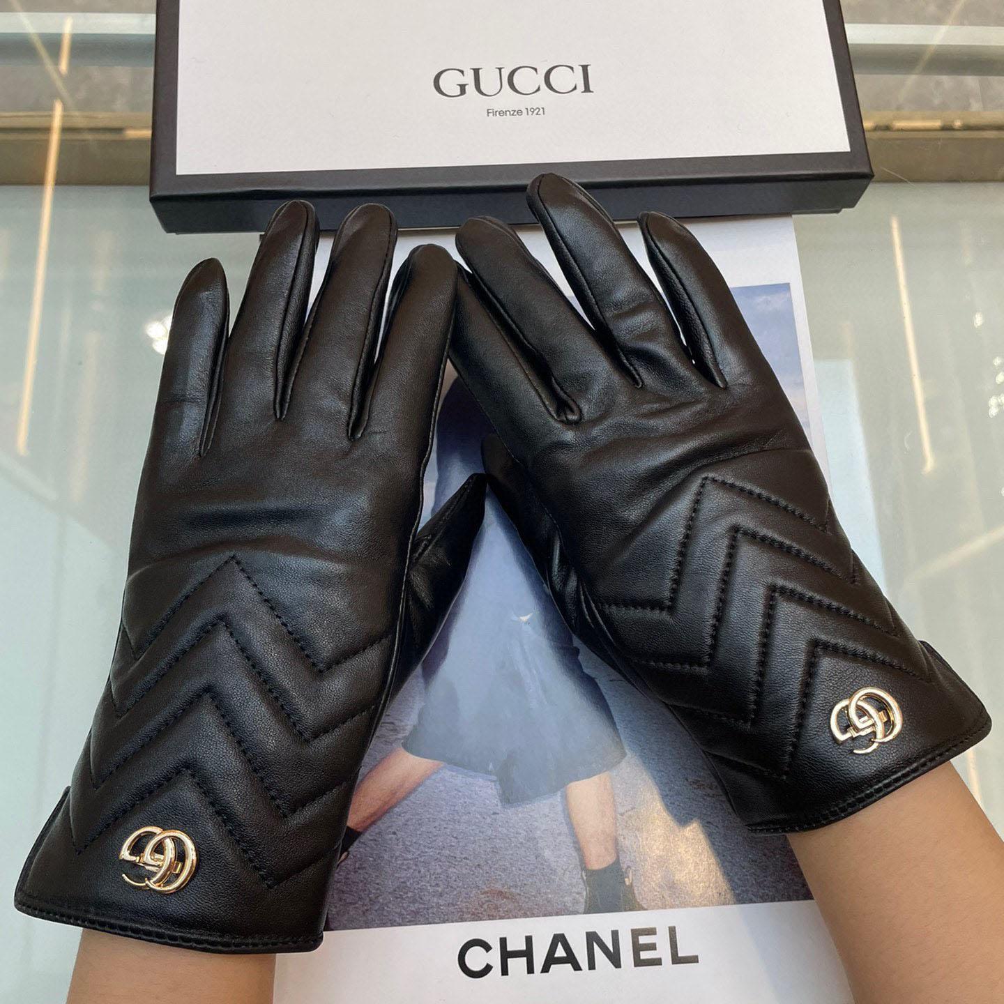 Gucci Gloves  - 
