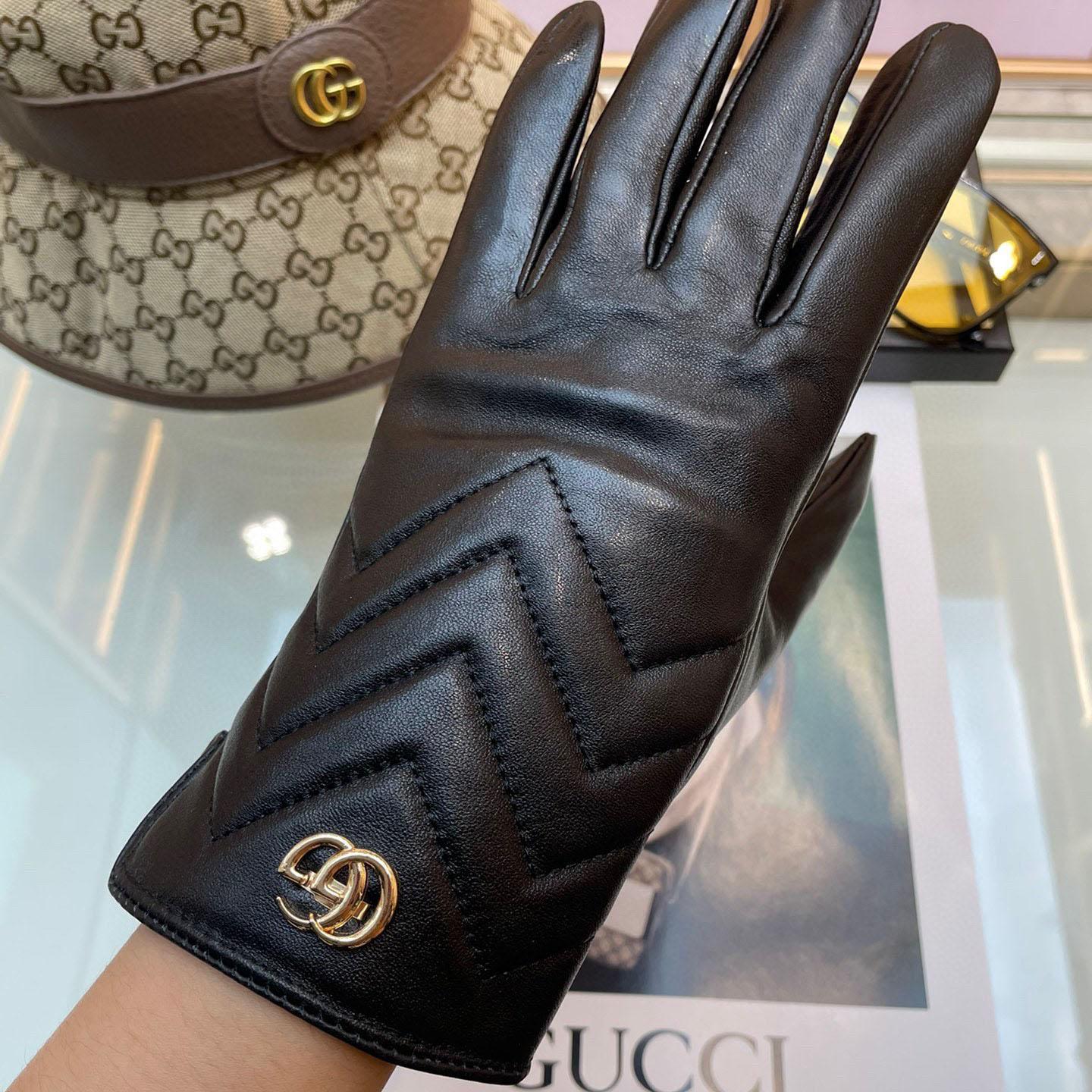 Gucci Gloves  - 