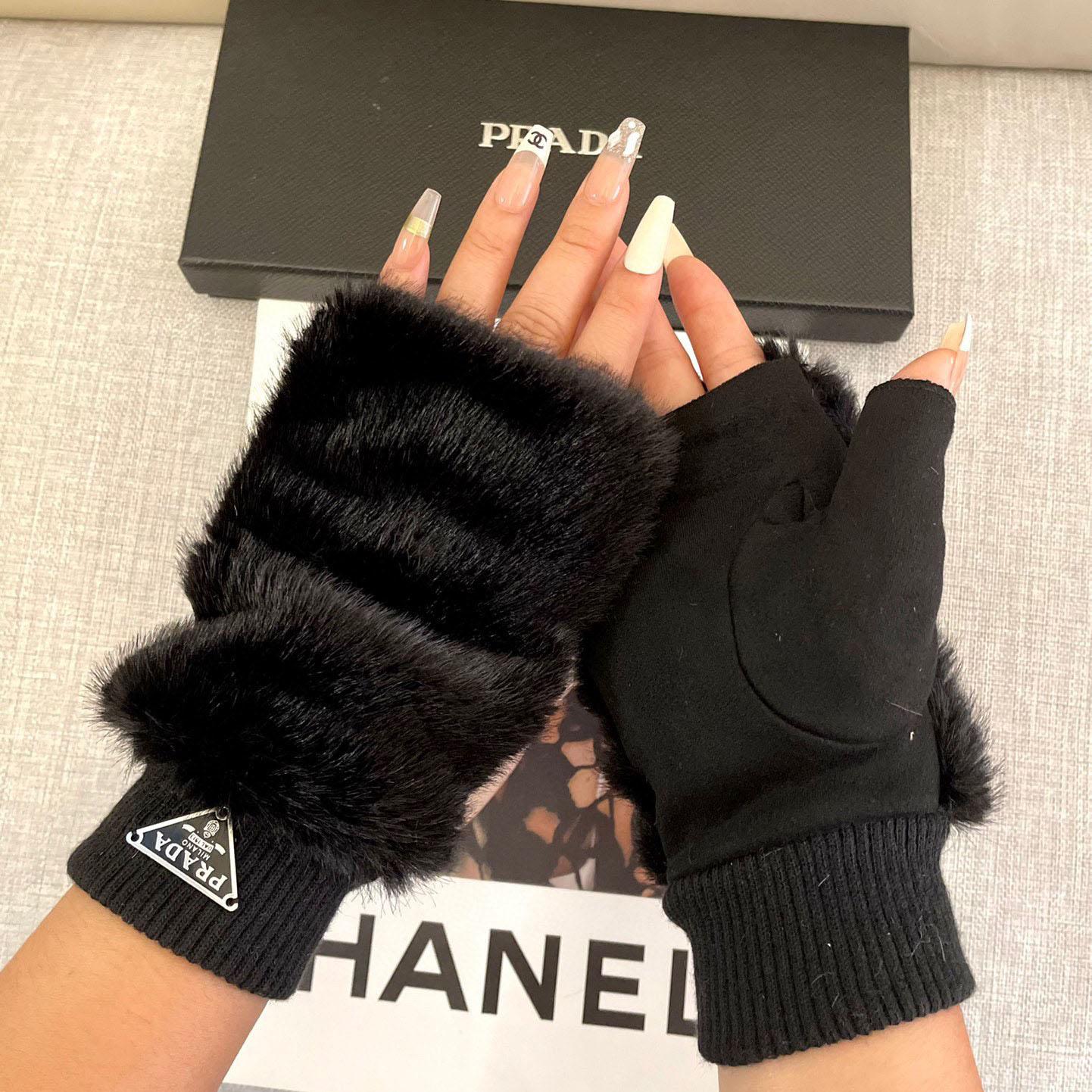 Prada Gloves  - 