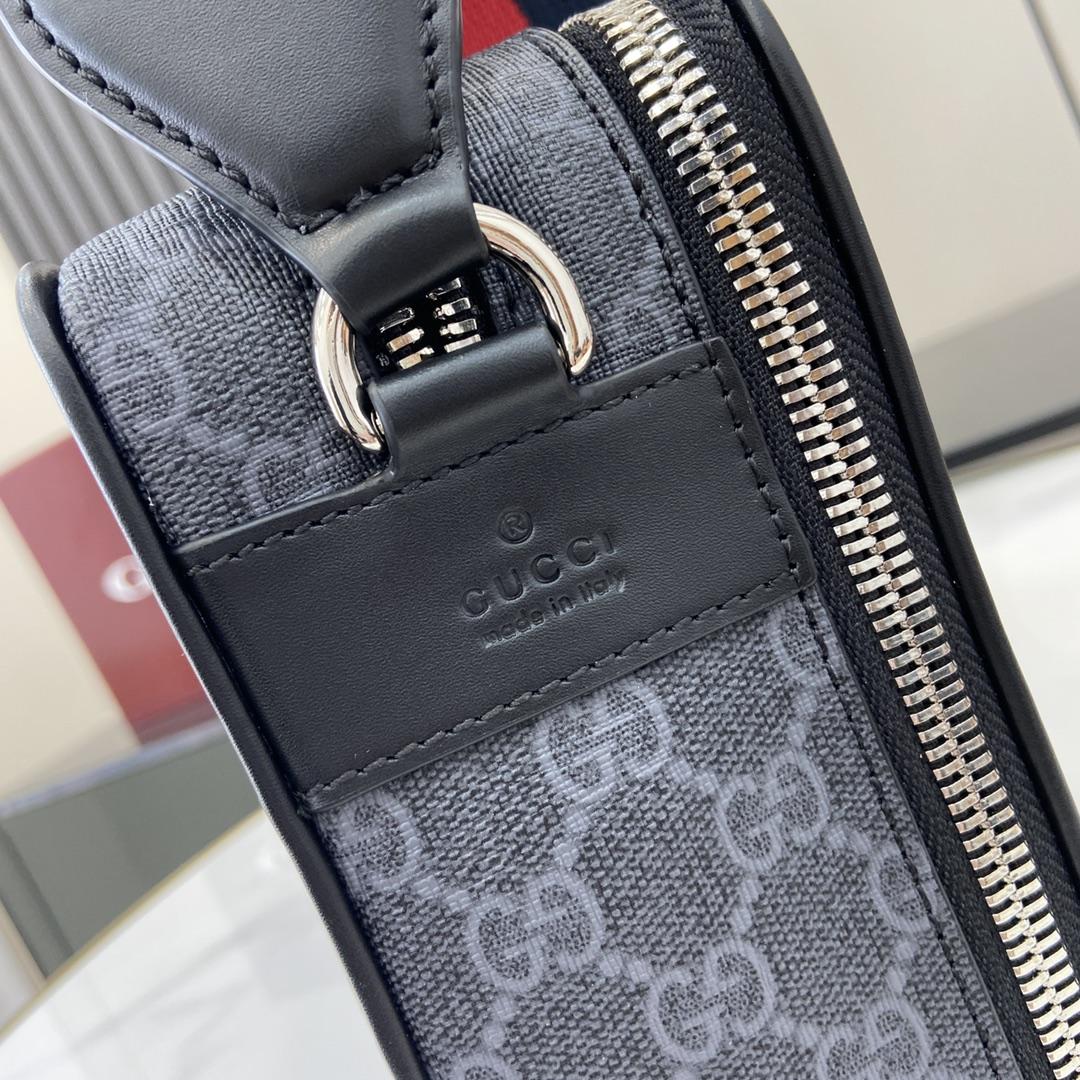 Gucci Medium GG Crossbody Bag - 
