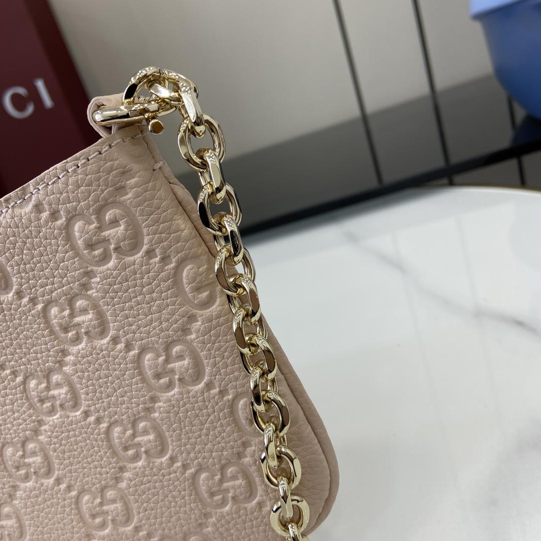 Gucci GG Emblem Super Mini Bag - 