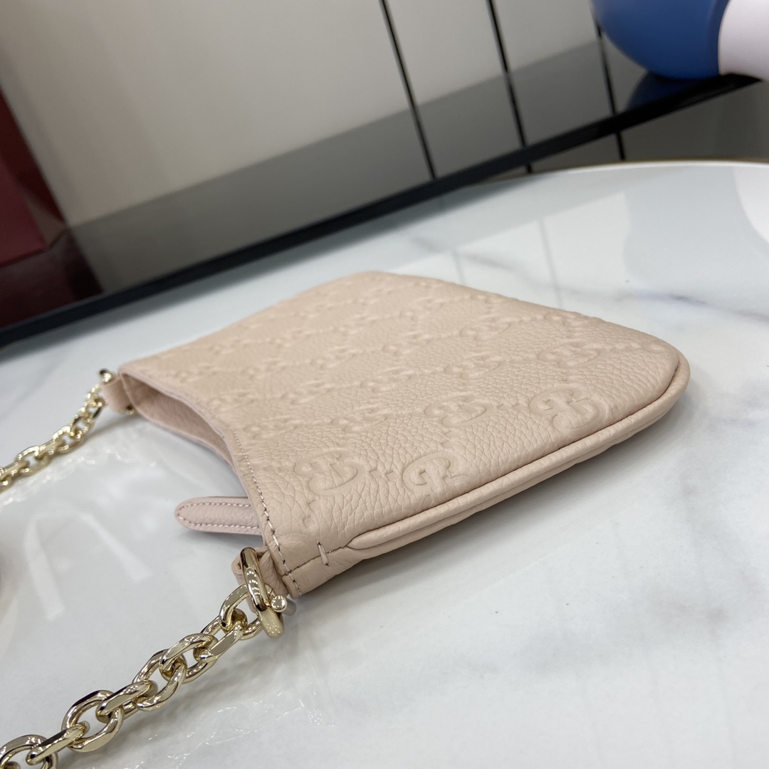 Gucci GG Emblem Super Mini Bag - 