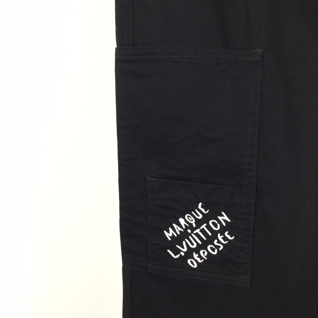 Louis Vuitton Signature Cotton Cargo Pants  1AFJ90 - 