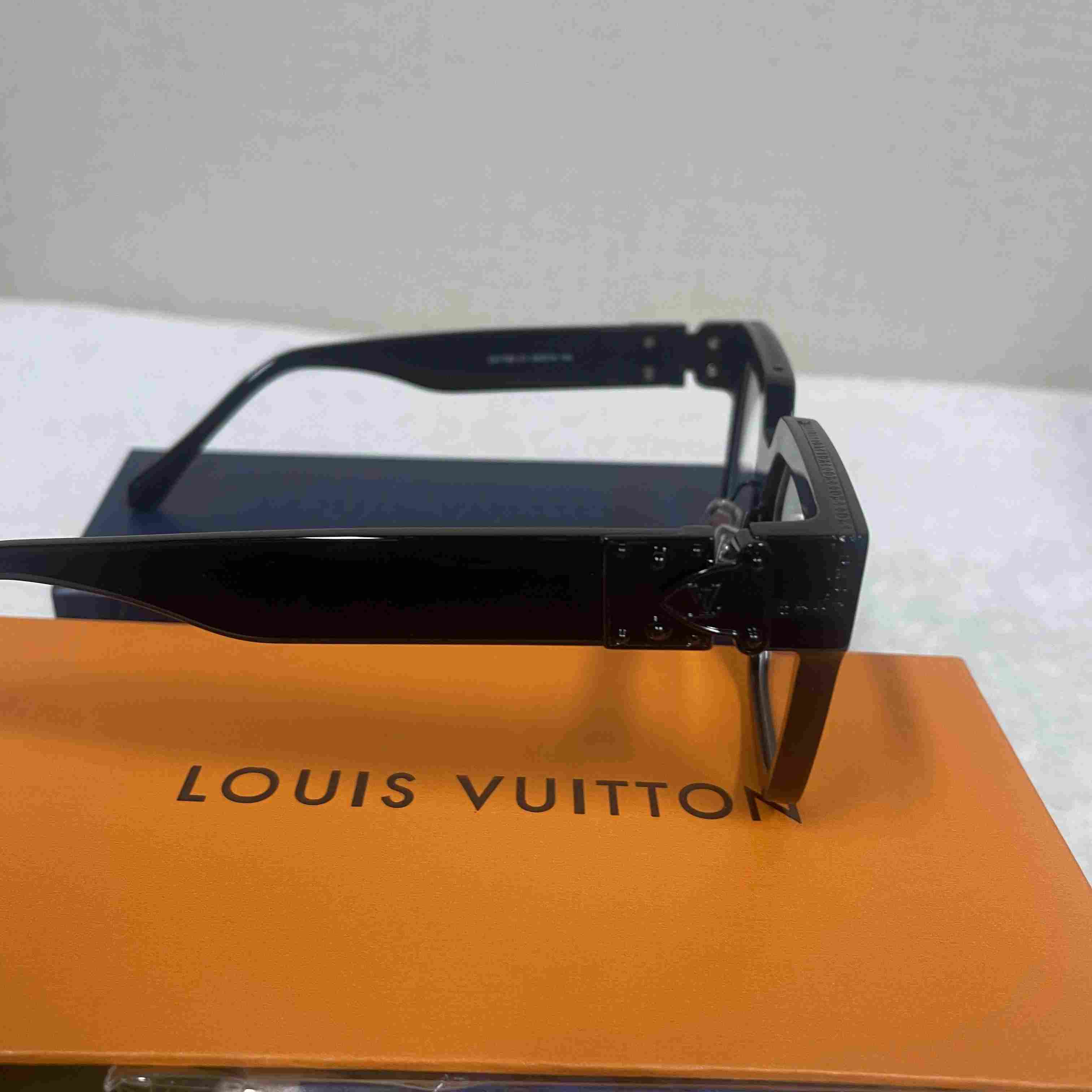 Louis Vuitton 1.1 Millionaires Square Sunglasses  - DesignerGu