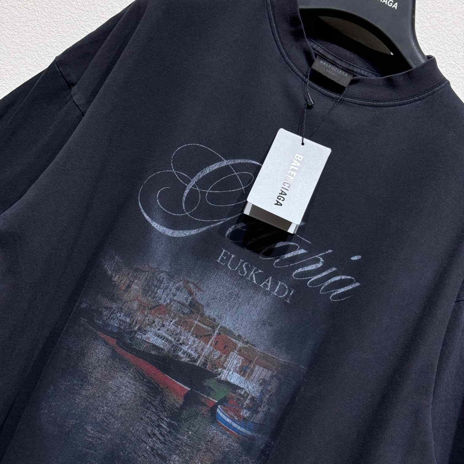 Balenciaga Getaria T-Shirt Oversize Fit In Washed Black Tubular Jersey - 