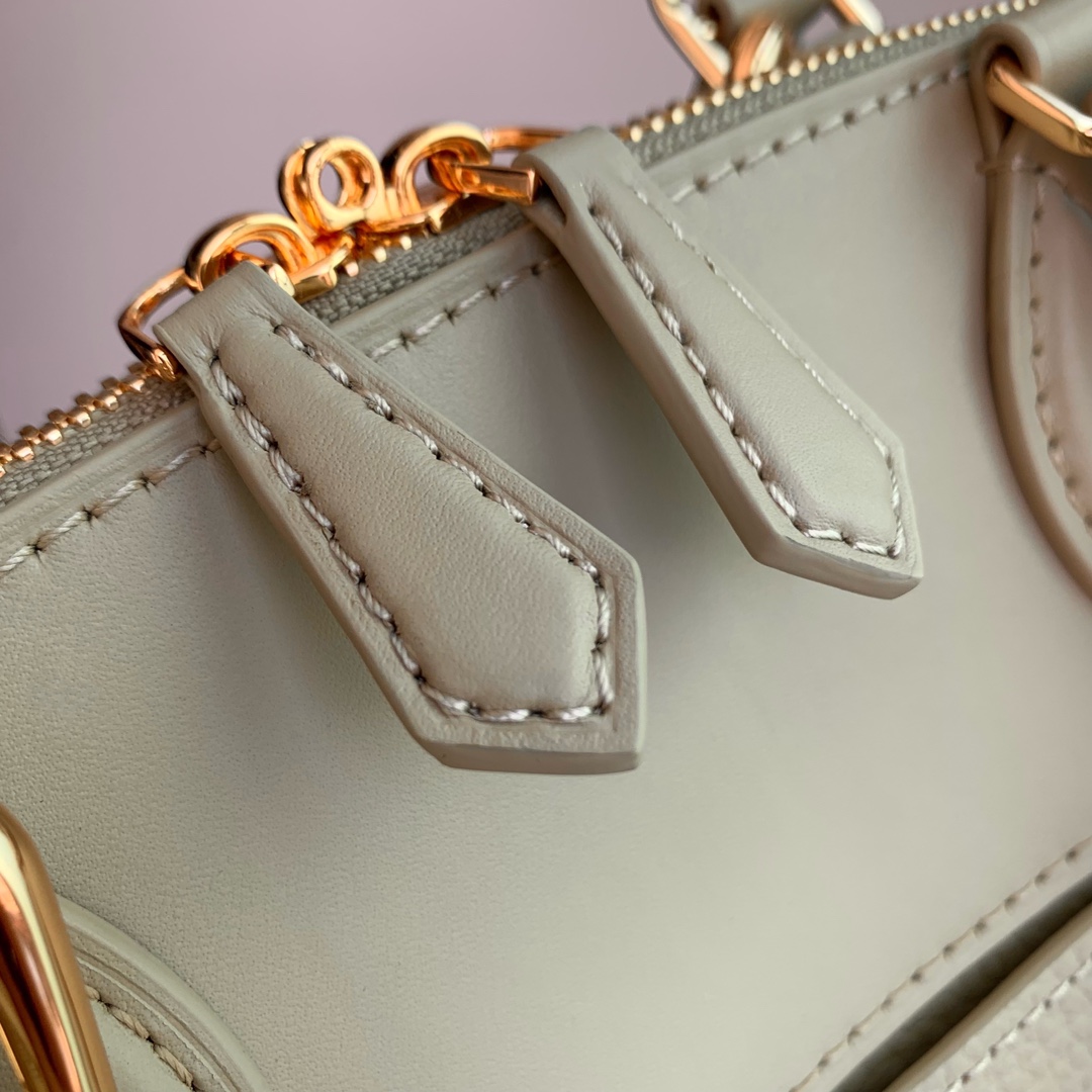 Louis Vuitton Vendôme MM  M11214 - 