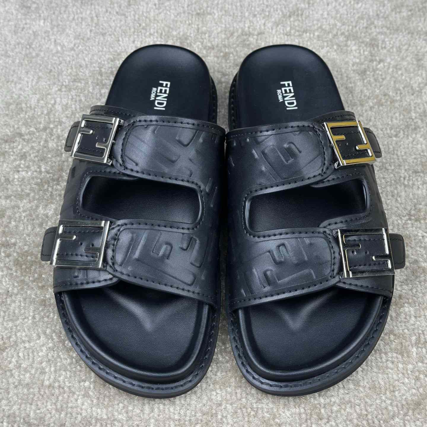 Fendi Feel Sandals  - 