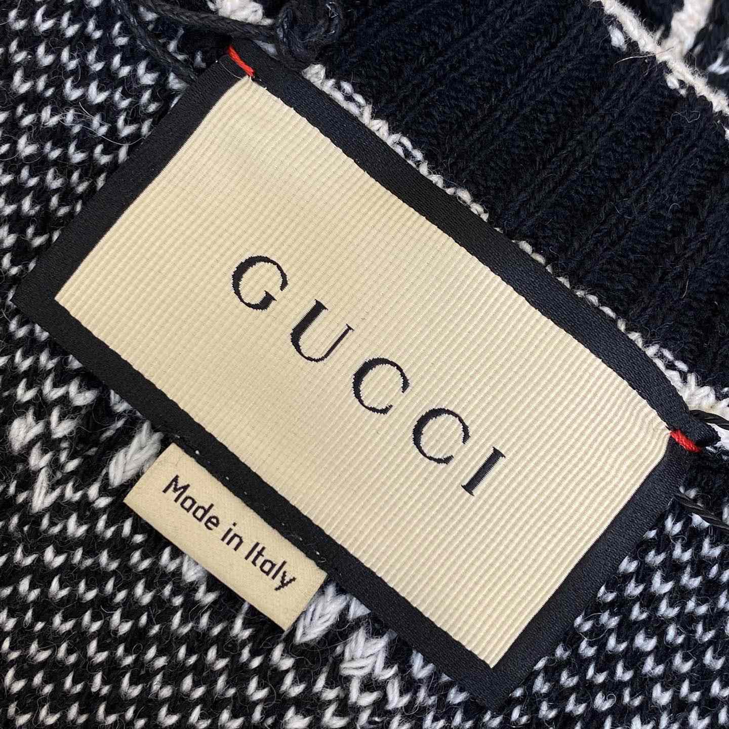 Gucci GG Wool Bouclé Jacquard Cardigan - 