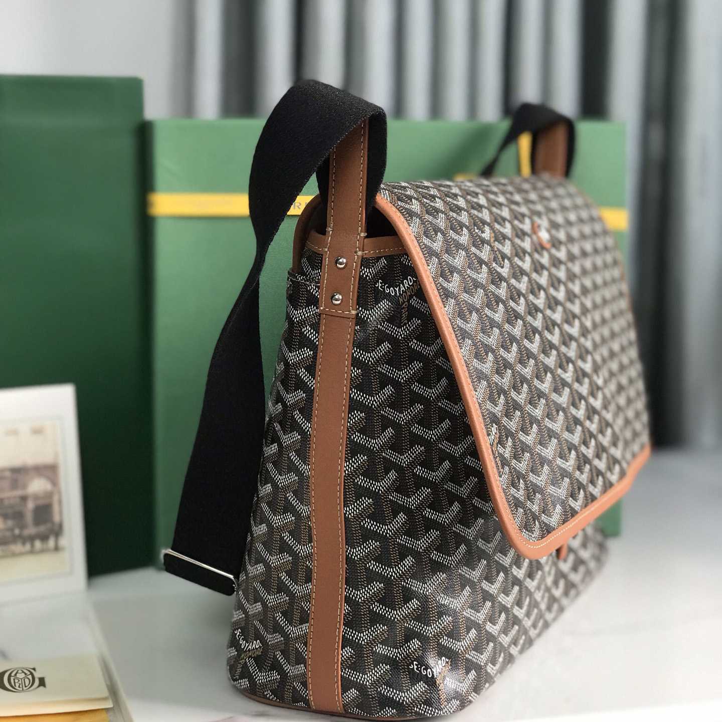 Goyard Capetien MM Messenger Bag   - DesignerGu
