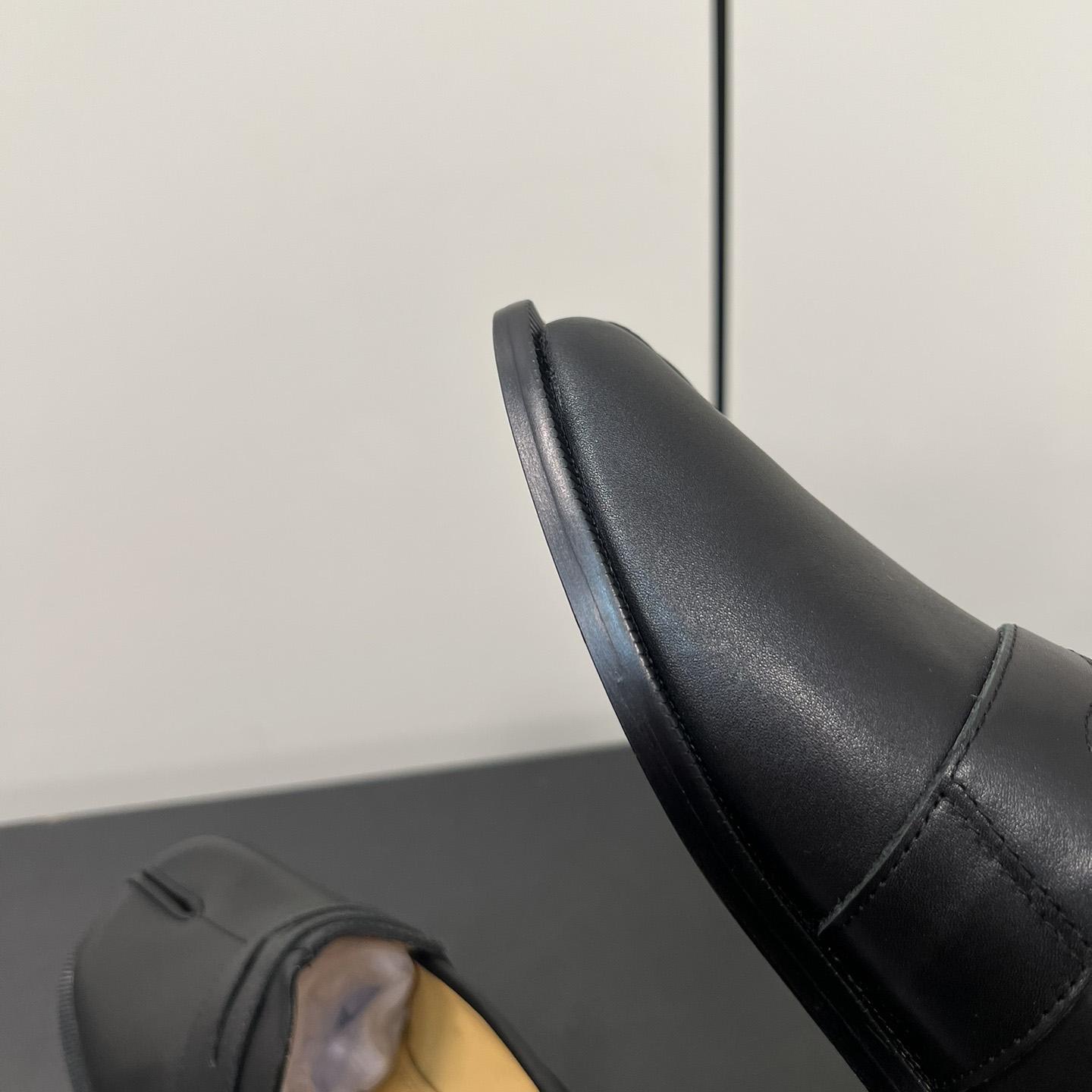 Maison Margiela Tabi Leather Loafers - 