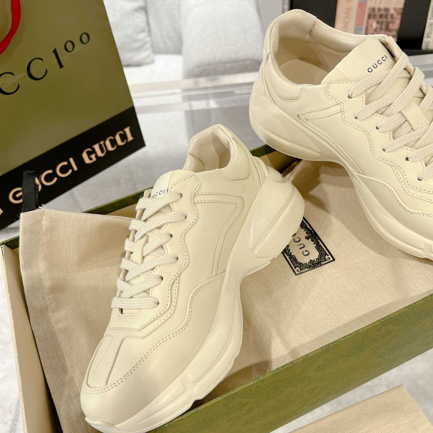 Gucci Rhyton Logo Ivory Leather Sneaker - 